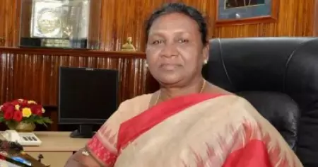 സാക്ഷരതയിലെയും വിദ്യാഭ്യാസത്തിലെയും കേരള മോഡലിനെ പുകഴ്ത്തി രാഷ്ട്രപതി ദ്രൗപതി മുര്‍മു