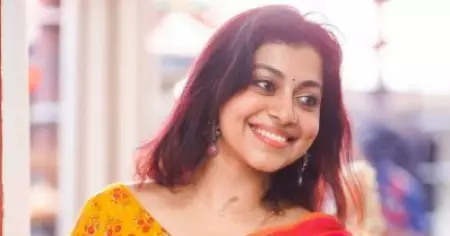 പങ്കാളി മരിച്ചാല്‍ അയാളുടെ ഓര്‍മകളില്‍ മാത്രം പിന്നീടുള്ള കാലം ജീവിക്കണം എന്ന കോണ്‍സെപ്റ്റിനോട് എനിക്ക് യോജിപ്പില്ല: ശ്രുതി രാമചന്ദ്രന്‍