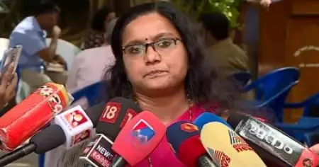 ഞാന്‍ വേട്ടയാടപ്പെടുകയായിരുന്നു; ക്ലാസ് മുറികളില്‍ നിന്ന് മാത്രം സംഭവിക്കുന്നതാണോ അധ്യാപനം എന്ന ചോദ്യം ഉയര്‍ന്നുവരേണ്ടതുണ്ട്: പ്രിയ വര്‍ഗീസ്