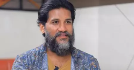 ആ പ്രതീക്ഷ കാണുമ്പോൾ 'ഇതെന്തൊരു കഷ്ടം' എന്ന് തോന്നിയിട്ടുണ്ട്: വിജയ് യേശുദാസ്