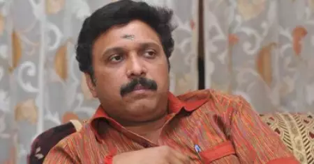 'നിലവിളക്ക് ഒരു മതത്തിന്റേത് മാത്രമല്ല'; പൊതുചടങ്ങില്‍ പാണക്കാട് തങ്ങളുടെ മതസൗഹാര്‍ദം ഉദാഹരിച്ച് ഗണേഷ് കുമാര്‍