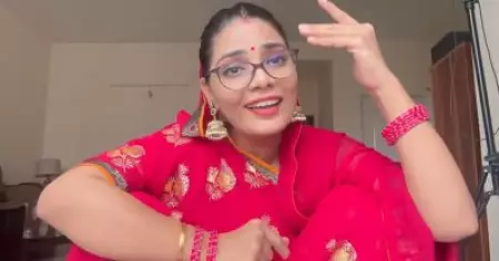 ബി.ജെ.പി നേതാവ് മൂത്രമൊഴിച്ച സംഭവം; വിമര്‍ശിച്ച ഗായിക നേഹ സിങ്ങിനെതിരെ കേസ്