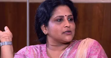 'മോളെ കൊണ്ട് വീട്ടുജോലി ചെയ്യിക്കുന്നത് നിര്‍ബന്ധമാണ്, ബാങ്ക് ജോലിക്കാരെക്കാളും ശമ്പളമാണ് വീട്ടുജോലിക്കാര്‍ക്ക്'
