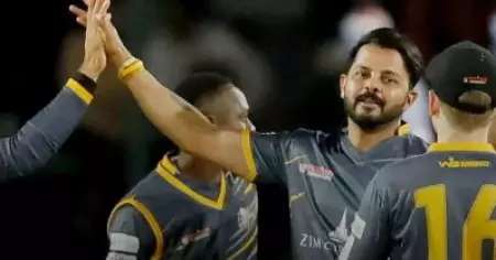 അരങ്ങേറ്റത്തിലെ ആദ്യ പന്തില്‍ വിക്കറ്റ്, സൂപ്പര്‍ ഓവറിലേക്കുള്ള റണ്ണൗട്ടും; തോറ്റിടത്ത് നിന്നും വിജയിപ്പിച്ച് ശ്രീശാന്ത്