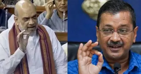 മോദിക്ക് പിന്നാലെ 'ഇന്ത്യ'യെ വിമര്‍ശിച്ച് കേന്ദ്രമന്ത്രിമാരും; അമ്പ് ലക്ഷ്യം കാണുന്നുവെന്ന് കെജ്‌രിവാള്‍
