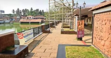 കോഴിക്കോട് തളി ക്ഷേത്ര പൈതൃക നിര്‍മാണം താത്കാലികമായി തടഞ്ഞ് ഹൈക്കോടതി