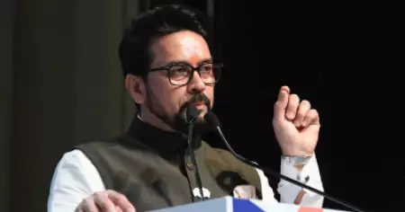 ഇന്ത്യയെ ആരും ഉപേക്ഷിച്ചിട്ടില്ല, പ്രചരിക്കുന്നത് അഭ്യൂഹങ്ങള്‍; പേര് മാറ്റുന്നുവെന്ന റിപ്പോര്‍ട്ടുകളില്‍ അനുരാഗ് താക്കൂര്‍
