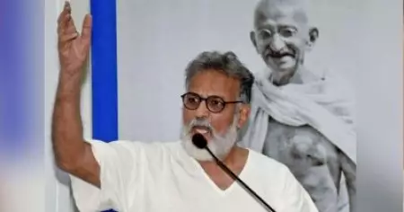 മഹാത്മാഗാന്ധിക്കെതിരെ അധിക്ഷേപം; ഹിന്ദുത്വ നേതാവിനെതിരെ തുഷാര്‍ ഗാന്ധി കോടതിയില്‍