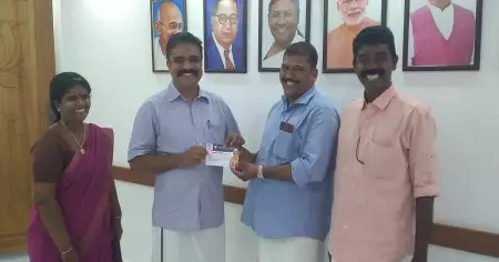 മുന്‍ ഫ്രട്ടേണിറ്റി സംസ്ഥാന നേതാവ് ബി.ജെ.പിയില്‍? ചിത്രം പുറത്ത്; ഇതുമറയാക്കി നിക്ഷിപ്ത താല്‍പര്യക്കാരുടെ കുപ്രചരണമെന്ന് വെല്‍ഫെയര്‍