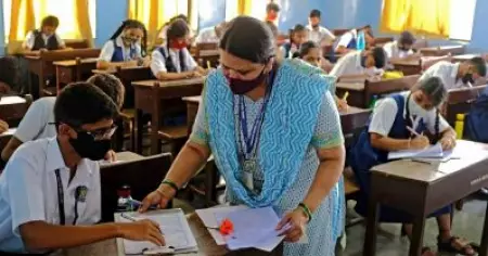 പാഠപുസ്തകങ്ങളിൽ 'ഇന്ത്യക്ക്' പകരം 'ഭാരത്'; യുദ്ധങ്ങളിലെ ഹിന്ദു വിജയങ്ങൾ ഉൾപെടുത്തുമെന്നും എൻ.സി.ഇ.ആർ.ടി