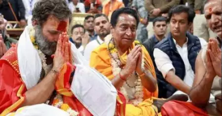 കര്‍ണാടകയില്‍ വിജയിച്ച സെക്യുലര്‍ കോണ്‍ഗ്രസും മധ്യപ്രദേശില്‍ തോറ്റ ഹിന്ദുത്വ കോണ്‍ഗ്രസും; കര്‍ണാടകയും മധ്യപ്രദേശും നല്‍കുന്ന തെരഞ്ഞെടുപ്പ് പാഠങ്ങള്‍