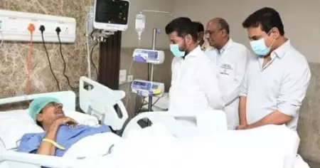 കെ.സി.ആറിനെ ആശുപത്രിയിൽ സന്ദർശിച്ച് നിയുക്ത തെലങ്കാന മുഖ്യമന്ത്രി രേവന്ത് റെഡ്ഡി
