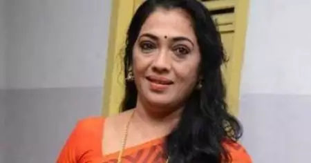ആ മലയാളനടന്‍ ഒരു നിഷ്‌കളങ്കന്‍; സിമ്പിളായിട്ടുള്ള അഭിനയരീതിയാണ്: രേഖ