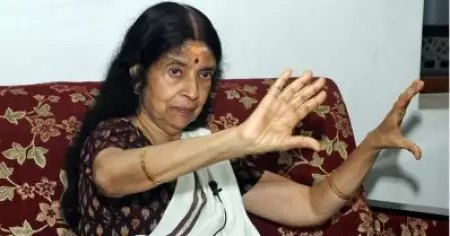 ആര്‍ത്തവമുള്ള സ്ത്രീകള്‍ വെള്ളമൊഴിച്ചാല്‍ ചെടി കരിയും എന്ന ഒറ്റ കണ്ടുപിടുത്തം പോരെ ഫിസിയോളജിക്കും കെമിസ്ട്രിക്കുമുള്ള നോബല്‍ ഒരുമിച്ചു കൊടുക്കാന്‍; വിമര്‍ശനം