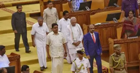 'രാഷ്ട്രത്തെ നിലനിർത്തിയത് ഫെഡറലിസം'; ഒരു മിനിട്ട് മാത്രം നയപ്രഖ്യാപനം വായിച്ച് ഗവർണർ