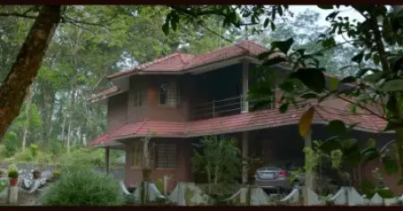 സത്യത്തിലേക്ക് വലിച്ചടുപ്പിക്കുന്ന സ്വപ്നങ്ങള്‍..! പ്രേക്ഷകരെ നിഗൂഢതയിലേക്ക് ആനയിച്ച് 'സീക്രട്ട് ഹോമി'ന്റെ ടീസര്‍ പുറത്തിറങ്ങി