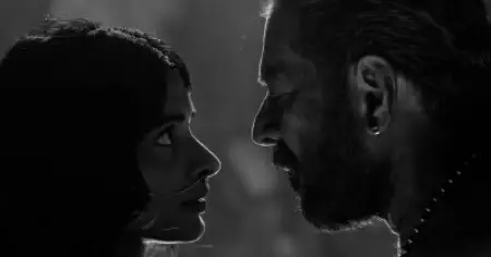 'പോറ്റിക്ക് റൊമാന്‍സും വശമുണ്ടോ'...ഭ്രമയുഗം പുതിയ പോസ്റ്റര്‍ പുറത്ത്