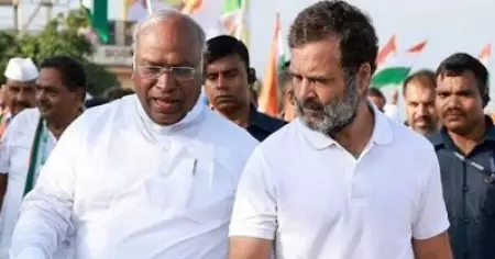 കറന്റ് ബില്ലടക്കാൻ പോലും പണമില്ല; കോൺഗ്രസിന്റെ ബാങ്ക് അക്കൗണ്ടുകൾ മരവിപ്പിച്ച് ആദായനികുതി വകുപ്പ്