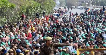 കർഷക സമരം; ദൽഹിയിൽ 30 ദിവസത്തേക്ക് നിരോധനാജ്ഞ പ്രഖ്യാപിച്ച് പൊലീസ്