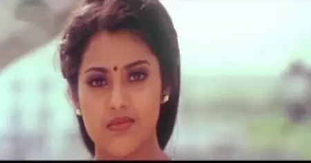 ബുര്‍ഖ ധരിച്ച് ചാര്‍മിനാറിന്റെ അടുത്തുള്ള കടയില്‍ പോയി വിലപേശിയിട്ടുണ്ട്: മീന