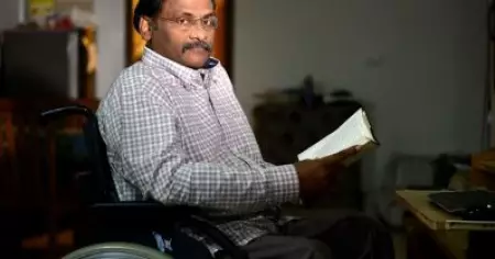 മാവോയിസ്റ്റ് ബന്ധമെന്ന് ആരോപണം; പ്രൊഫ. ജി.എൻ. സായിബാബയെ വെറുതെവിട്ട് ബോംബെ ഹൈക്കോടതി