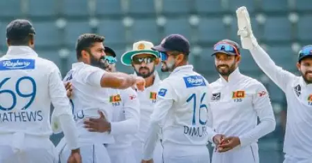 ഇന്ത്യയ്ക്ക് മാത്രമല്ല, ശ്രീലങ്കയ്ക്ക് വീണ്ടും തിരിച്ചടി; രണ്ട് സൂപ്പര്‍ താരങ്ങളും പുറത്തായേക്കും: റിപ്പോര്‍ട്ട്