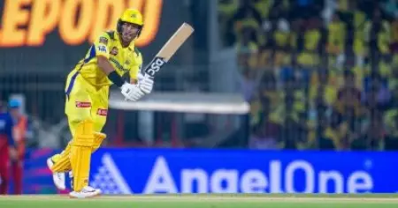അദ്ദേഹം ഭൂമിയോളം താഴുന്ന മനുഷ്യനാണ്; രചിന്‍ രവീന്ദ്ര