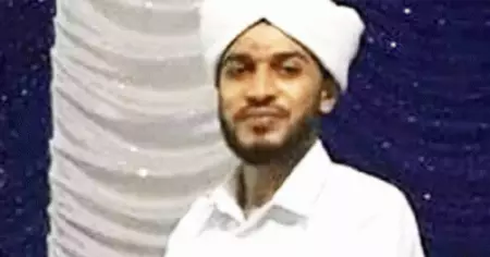 റിയാസ് മൗലവി വധക്കേസ്; സംഘപരിവാര്‍ പ്രവര്‍ത്തകരായ മൂന്ന് പ്രതികളെയും വെറുതെ വിട്ടു