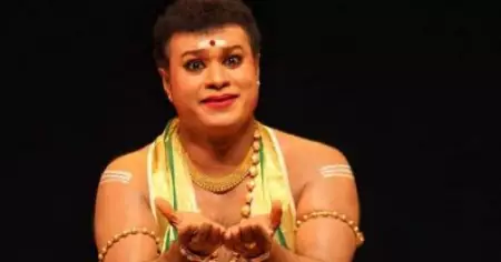 മോഹിനിയാട്ടം ആണ്‍കുട്ടികള്‍ക്കും പഠിക്കാം; ചരിത്ര തീരുമാനത്തിനൊരുങ്ങി കലാമണ്ഡലം