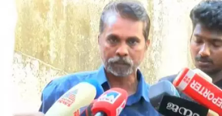 സിദ്ധാര്‍ത്ഥന്റെ മരണം; സി.ബി.ഐ അന്വേഷണം വാഗ്ദാനം ചെയ്ത് സര്‍ക്കാര്‍ ചതിച്ചു; ക്ലിഫ് ഹൗസിന് മുന്നില്‍ സമരം ചെയ്യുമെന്ന് പിതാവ്