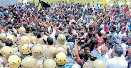 വിഴിഞ്ഞം കേസുകള്‍ പിന്‍വലിച്ച് സര്‍ക്കാര്‍; പിന്‍വലിച്ചത് ഗൗരവ സ്വഭാവമില്ലാത്ത 157 കേസുകള്‍