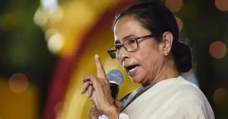 ഇ.ഡിക്ക് തിരിച്ചടി; മമതക്കെതിരായ ഹരജി അടിയന്തിരമായി പരിഗണിക്കണമെന്ന ആവശ്യം തള്ളി കല്‍ക്കട്ട ഹൈക്കോടതി