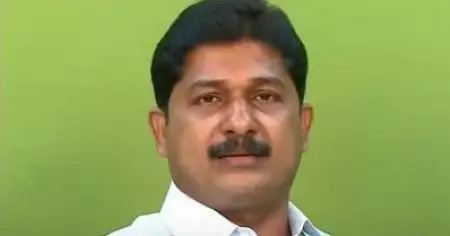 ഈ വിധി ചോദ്യം ചെയ്യപ്പെടേണ്ടത്; ജനാധിപത്യത്തെ ദുര്‍ബലപ്പെടുത്തുകയാണ്; ഹൈക്കോടതി വിധിയില്‍ സ്വരാജ്