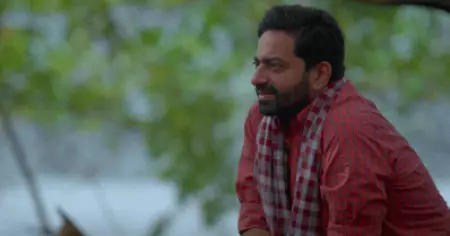 വടക്കൻ കേരളത്തിന്റെ ഭംഗിയുമായി 'പൊറാട്ടുനാടക'ത്തിലെ ആദ്യഗാനം