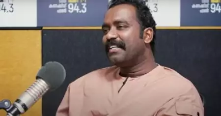 ആ നടനോടുള്ള ഇഷ്ടം കാരണം മീശ വെച്ച് നടന്നു; അന്നത് ട്രെന്‍ഡായിരുന്നു: സജിന്‍ ഗോപു