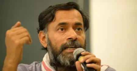 എണ്ണത്തിന്റെ അടിസ്ഥാനത്തിൽ ഇടത് പാർട്ടികളെ അളക്കരുത്, റിപ്പബ്ലിക്കിനെ തിരിച്ച് പിടിക്കാൻ അവർക്ക് വലിയ റോൾ നിർവഹിക്കാനുണ്ട്; യോ​ഗേന്ദ്ര യാദവ്