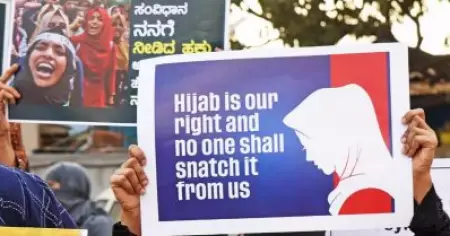 ആണ്‍കുട്ടികള്‍ക്ക് ഷര്‍ട്ടും ട്രൗസറും; മുസ്‌ലീം വിദ്യാര്‍ത്ഥിനികള്‍ ഹിജാബും ബുര്‍ഖയും ധരിക്കരുത്; സര്‍ക്കുലറുമായി മുംബൈ ചെമ്പൂര്‍ കോളേജ്