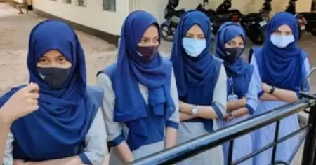 ഹിജാബും ബുര്‍ഖയും ധരിക്കുന്നവര്‍ക്ക് കോര്‍പ്പറേറ്റ് കമ്പനികളില്‍ ജോലി ലഭിക്കില്ല: നിരോധനത്തെ ന്യായീകരിച്ച് ചെമ്പൂരിലെ ആചാര്യ മറാഠേ കോളേജ് മാനേജ്മെന്റ്
