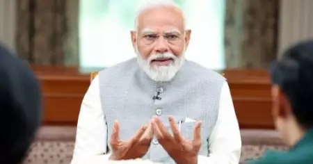 സിനിമ ഇറങ്ങുന്നത് വരെ ഗാന്ധിയെ ലോകത്തിന് അറിയില്ലായിരുന്നെന്ന പരാമര്‍ശം; മോദിക്കെതിരെ പരാതിയുമായി സംവിധായകന്‍