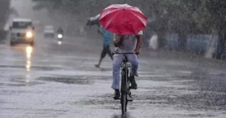 സംസ്ഥാനത്ത് വരും മണിക്കൂറിൽ മഴ കനക്കും; എറണാകുളം, കോട്ടയം ജില്ലകളിൽ റെഡ് അലേർട്ട് പ്രഖ്യാപിച്ചു