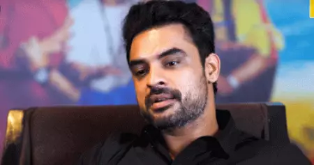 കോളേജില്‍ പഠിക്കുന്ന സമയത്ത് ആ നടിയുടെ സിനിമകളായിരുന്നു കൂടുതലും കണ്ടിരുന്നത്, കൂടെ അഭിനയിച്ചപ്പോള്‍ കംഫര്‍ട്ടബിളായി തോന്നി: ടൊവിനോ