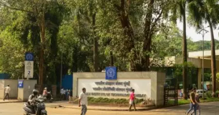 നാടകത്തില്‍ രാമനേയും സീതയേയും അപകീര്‍ത്തിപ്പെടുത്തിയെന്ന് പരാതി; വിദ്യാര്‍ത്ഥികളില്‍ നിന്ന് 1.2 ലക്ഷം പിഴ ചുമത്തി ബോംബെ ഐ.ഐ.ടി