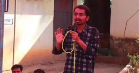 ഭീമ കൊറേഗാവ് കേസില്‍ ആക്ടിവിസ്റ്റ് മഹേഷ് റൗട്ടിന് ഇടക്കാല ജാമ്യം