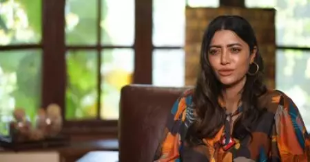 പി.ആര്‍ വര്‍ക്കേഴ്‌സിനെ വെച്ച് പബ്ലിസിറ്റിയുണ്ടാക്കി സ്വയം പ്രഖ്യാപിത സൂപ്പര്‍സ്റ്റാറായ നടിമാര്‍ നമ്മുടെ ഇന്‍ഡസ്ട്രിയിലുണ്ട്: മംമ്ത മോഹന്‍ദാസ്