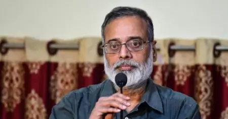 മാധ്യമങ്ങള്‍ക്ക് മേല്‍ ഭരണകൂടം നിയന്ത്രണം കടുപ്പിക്കുകയാണ്; വിമര്‍ശിക്കുന്നവരുടെ വായടപ്പിക്കുകയാണ്: പ്രബീര്‍ പുർകായസ്‌ത