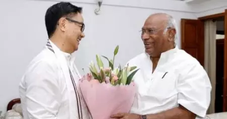 രാജ്യത്തിന് വേണ്ടി ഒന്നിച്ച് പ്രവര്‍ത്തിക്കും; ഖാര്‍ഗെയുമായി കൂടിക്കാഴ്ച നടത്തി കേന്ദ്ര മന്ത്രി കിരണ്‍ റിജിജു