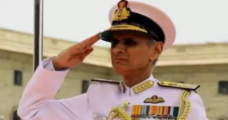 അഗ്നിപഥ് നടപ്പിലാക്കിയത് പെൻഷൻ ചെലവ് കുറയ്ക്കാൻ: വിമർശനവുമായി മുൻ നാവികസേന മേധാവി
