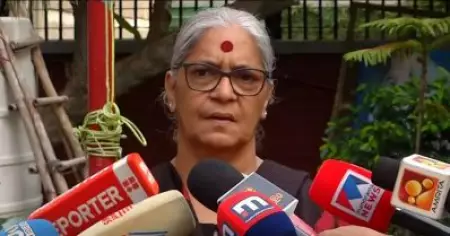 കോണ്‍ഗ്രസ് എന്തുകൊണ്ട് സ്ത്രീകളെ മുഖ്യമന്ത്രി സ്ഥാനത്തേക്ക് പരിഗണിക്കുന്നില്ല? ആനി രാജ