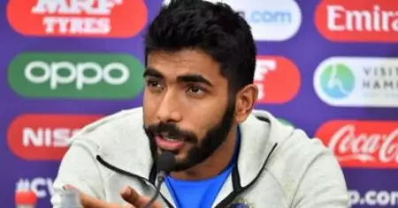 ബുംറയെ പോലെ എനിക്ക് വേഗതയിൽ പന്തെറിയേണ്ടി വന്നിട്ടില്ല, പരിക്കിൽ നിന്ന് എങ്ങനെ തിരിച്ച് വരണമെന്ന് അവനറിയാം: ഗ്ലെൻ മഗ്രാത്ത്