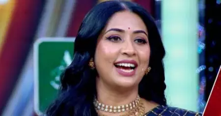 മലയാളികളുടെ ഇടയില്‍ ഞാന്‍ ഇപ്പോഴും ഒരു സിനിമ നടിയായി നില്‍ക്കുന്നതിന് കാരണം ആ സിനിമ: നവ്യ നായര്‍
